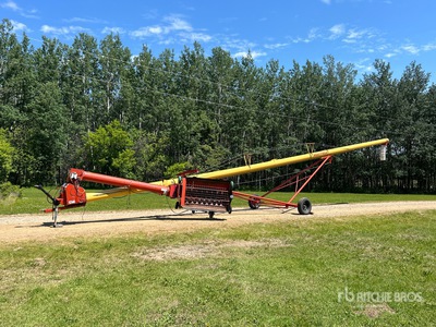 2007 Westfield MK 100-61 10 in x 61 ft Swing Grain Auger