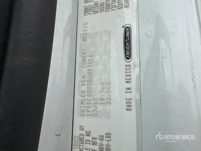 2011 Elgin on 2011 Freightliner M2 106 CNG Autocarro spazzatrice