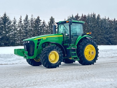 2006 John Deere 8230 جرار ذو دفع رباعي