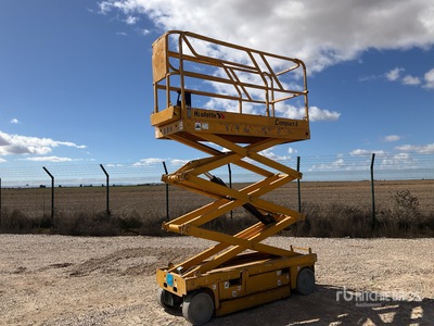 2005 Haulotte COMPACT8 Scissor Lift
