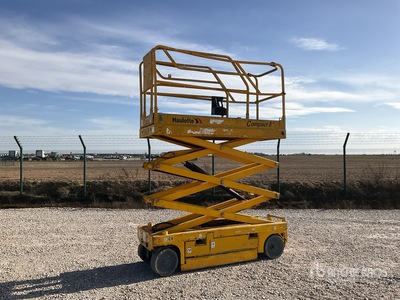 2002 Haulotte COMPACT8 Electric Scissor Lift