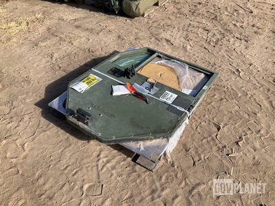 Oshkosh 1719440 U Vehicular Door