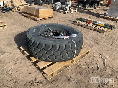 Michelin 395/85R20 Tire w/Wheel