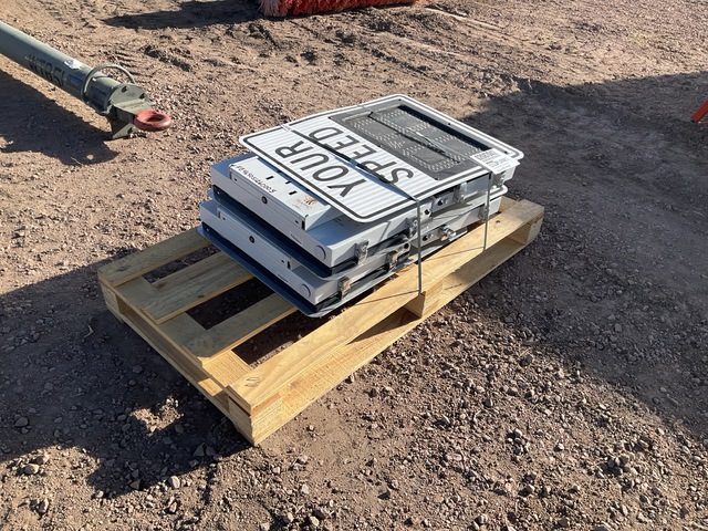 (4) Trafficlogix SafePace 100 Radar Signs