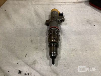 (7) Cat 387-9428 Fuel Injectors