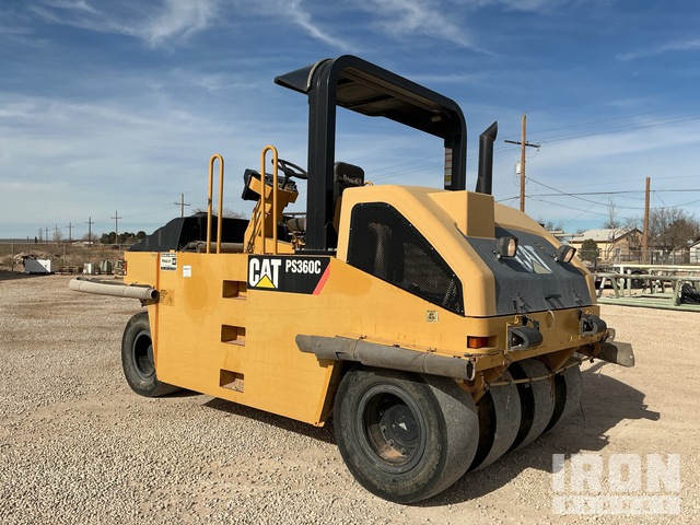 COMPACTADOR NEUMáTICO CATERPILLAR PS360C