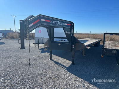2023 East Texas 40 ft T/A Gooseneck Equipment Trailer