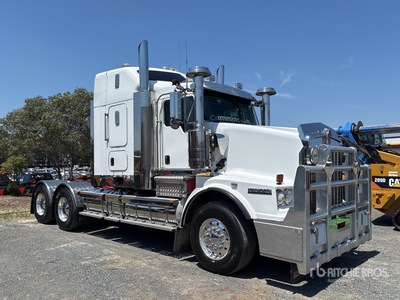 2022 Kenworth T659 6x4 Cabeza Tractora Cabina Dormitorio