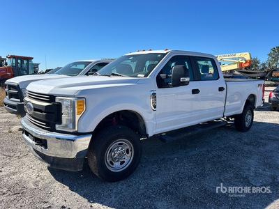 2017 Ford F-250 XL 4x4 Crew Cab Pickup