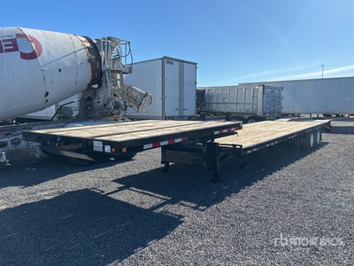 2005 L&L 38 ft T/A Step Deck Trailer