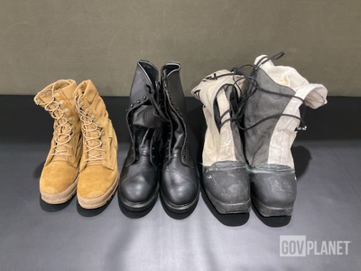 (62) Pairs of Assorted Boots