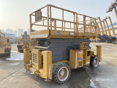 2021 XCMG XG1823RT 4x4 Diesel Scissor Lift