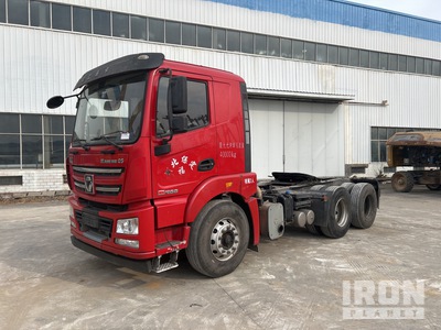 2021 XCMG NXG4250D5NC 6x4 Ciągnik siodłowy T/A z kabiną sypialną