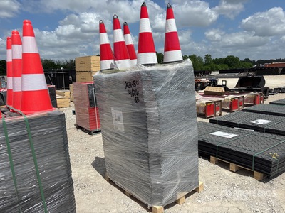 Quantity of (250) 2026 SDGRAND IRSTC Cônes d'autoroute (Unused)