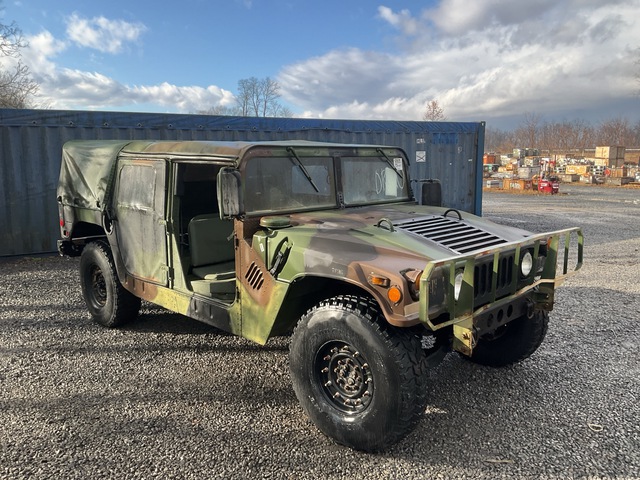 2008 AM General M1097R1 HMMWV 4 Door Soft Top w/Truck Body