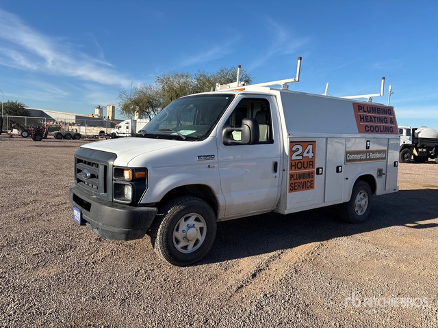 2017 Ford E-350 2017 Ford E-350 Cargo Van