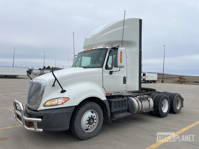 1HSDJSNR8GH207644 International Prostar+ 122 Photo 1