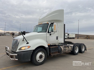 2016 International ProStar+ 122 6x4 3-Achs Sattelzugmaschine