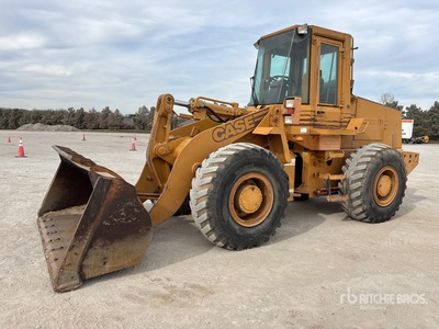 1995 Case 621B Wheel Loader
