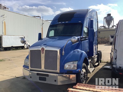 2016 Kenworth T880 6x4 T/A Slaapcabine Trekker (Inoperable)
