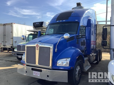 2016 Kenworth T880 6x4 T/A Slaapcabine Trekker