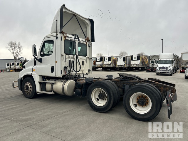 CAMIóN 2017 FREIGHTLINER