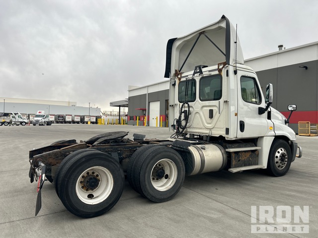 CAMIóN 2017 FREIGHTLINER