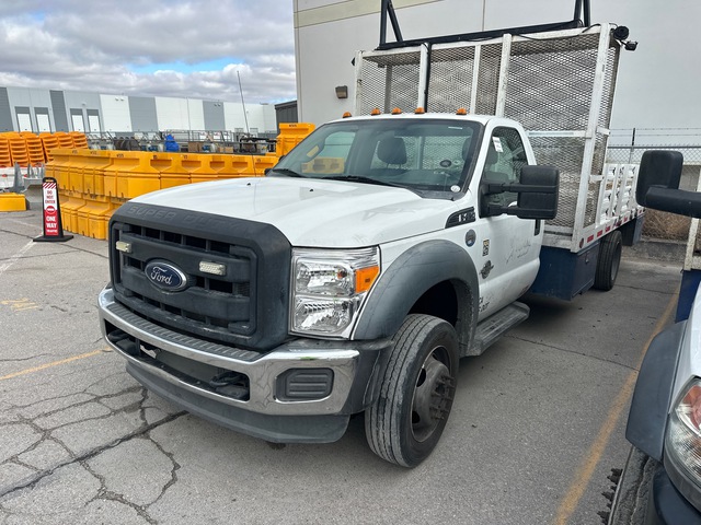 2015 Ford F-450 4x2 Flatbed Truck 2015 Ford F-450 4x2 Flatbed Truck