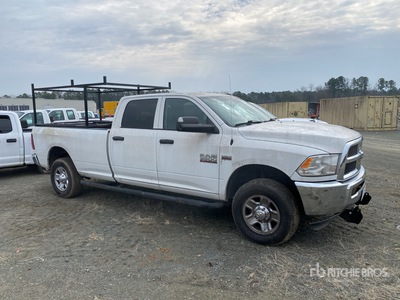 2018 Ram 3500 4x4 Crew Cab Pickup