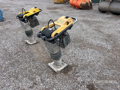 2015 Wacker Neuson BS60-4AS Ubijak podnośnikowy