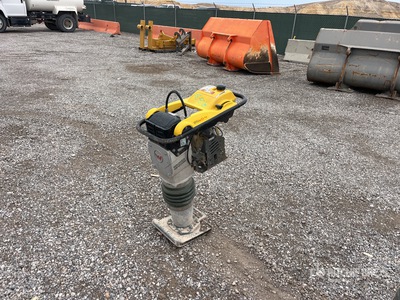 2016 Wacker Neuson BS60-4AS Ubijak podnośnikowy