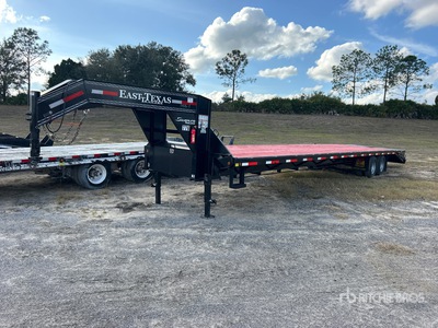 2025 East Texas Trailers 16200 lb 40 ft T/A Gooseneck Equipment Trailer