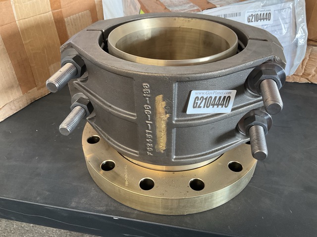 (1) Swivel Flange-to-Hose Adapter & (1) Flange-to-Flang Adapter