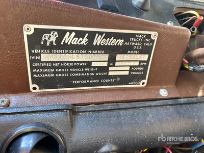 1980 Mack Cruiseliner 6x4 Flatbed Truck