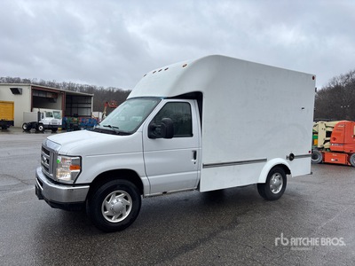 2014 Ford E-350 4x2 Camion fourgon