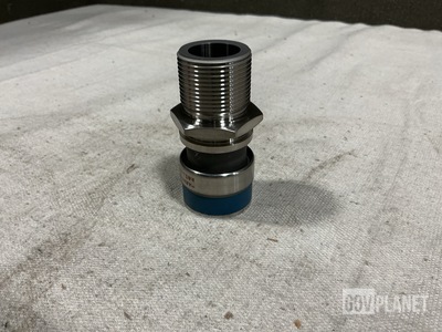 (2) Aeroquip R81141T16 Tube Couplings