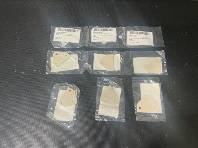 (49) Oshkosh 1417650 Compression Helical Springs