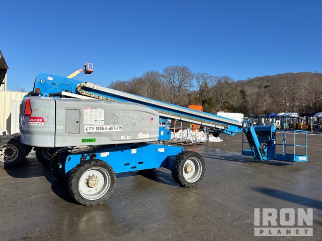 ELEVADOR TELESCóPICO 2015 GENIE 4WD S65