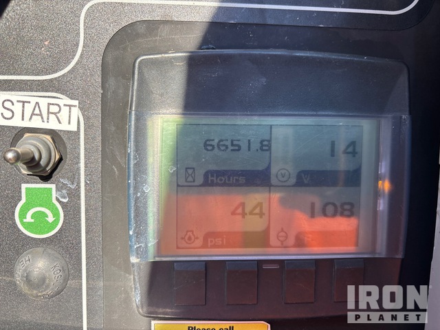 ELEVADOR TELESCóPICO 2015 GENIE 4WD S65