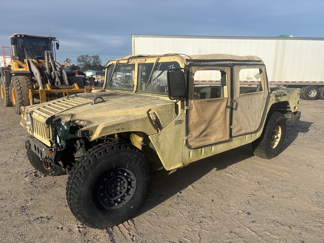 AM General M1097R1 HMMWV 4 Door Soft Top w/Truck Body AM General M1097R1 HMMWV 4 Door Soft Top w/Truck Body