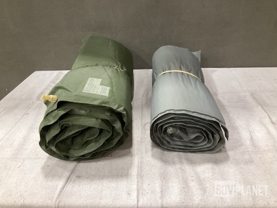 (55) Self-Inflating Sleeping Mats