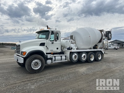 2005 Mack CV713 12x4 Mixer Truck