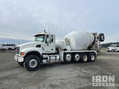 2005 Mack CV513 12x4 Mixer Truck