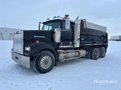 2013 Western Star 4900FA 6x4 Spreader Truck