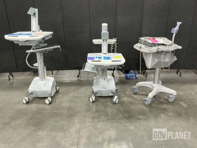 (2) Ergotron Medical Carts & (1) GE Mac 5500 HD Electrocardiograph System