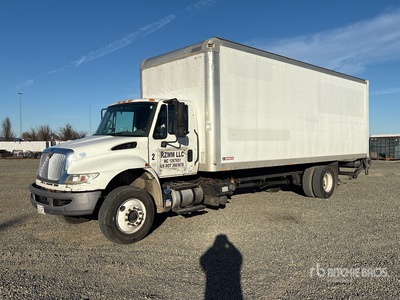 2015 International 4300 4x2 Autocarro furgonato