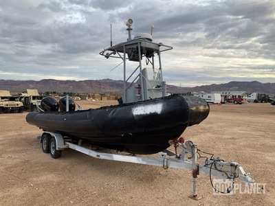 Zodiac H753 Patrol Boat w/Trailer