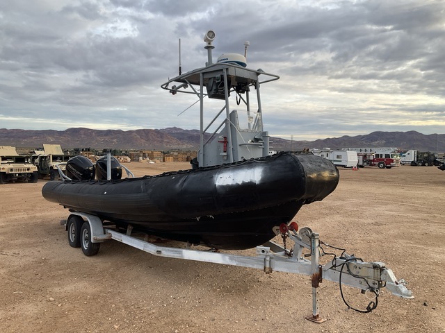 Zodiac H753 Patrol Boat w/Trailer