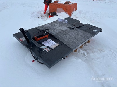 TMG Industrial Pneumatic 1500-LB Portable Motorcycle/ATV Lift Divers