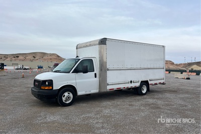 2017 GMC Savana 3500 4x2 Furgoneta caja cerrada